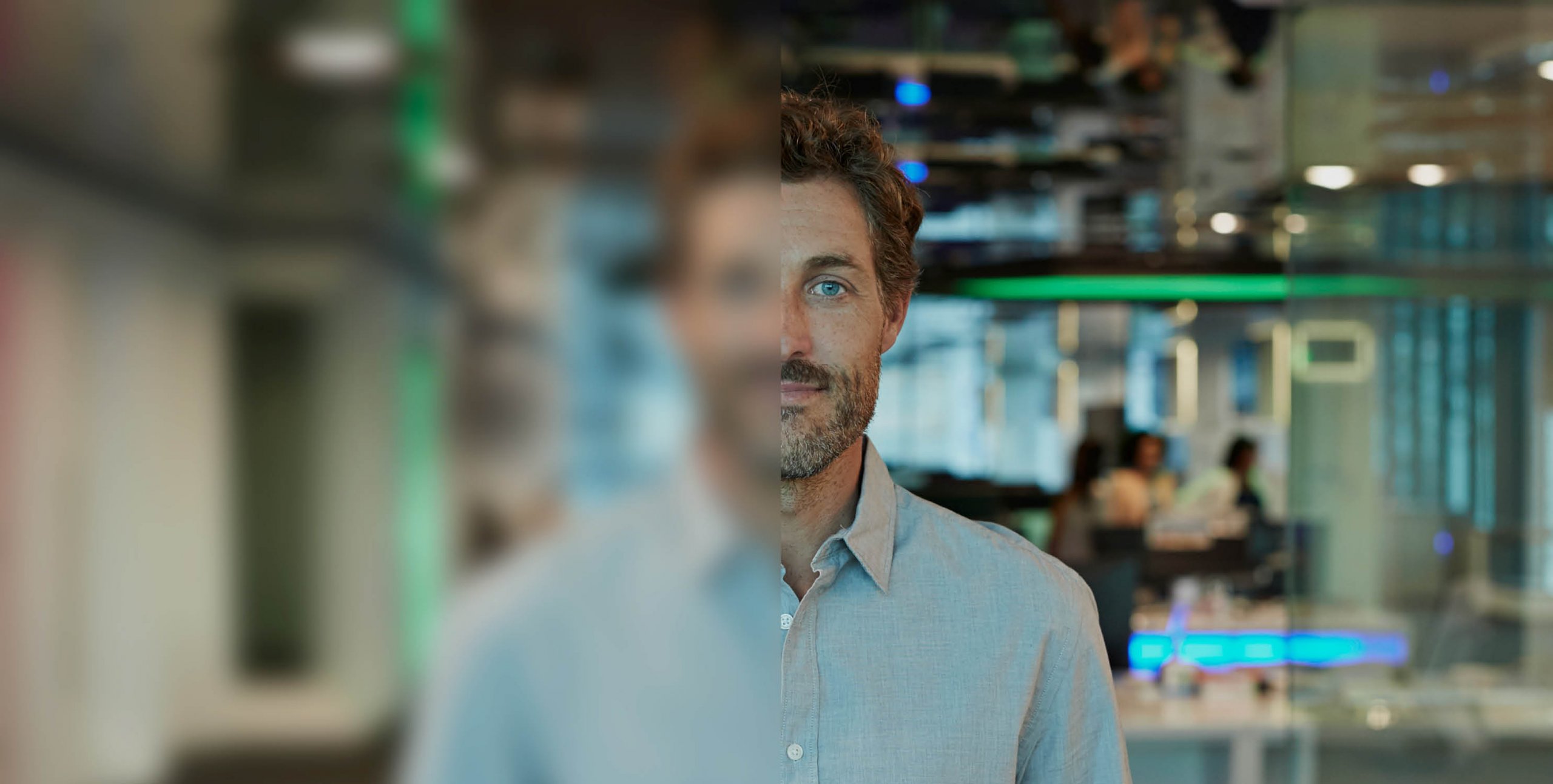 TMWB_ThomasDemand_Header_1425x7203_v2
